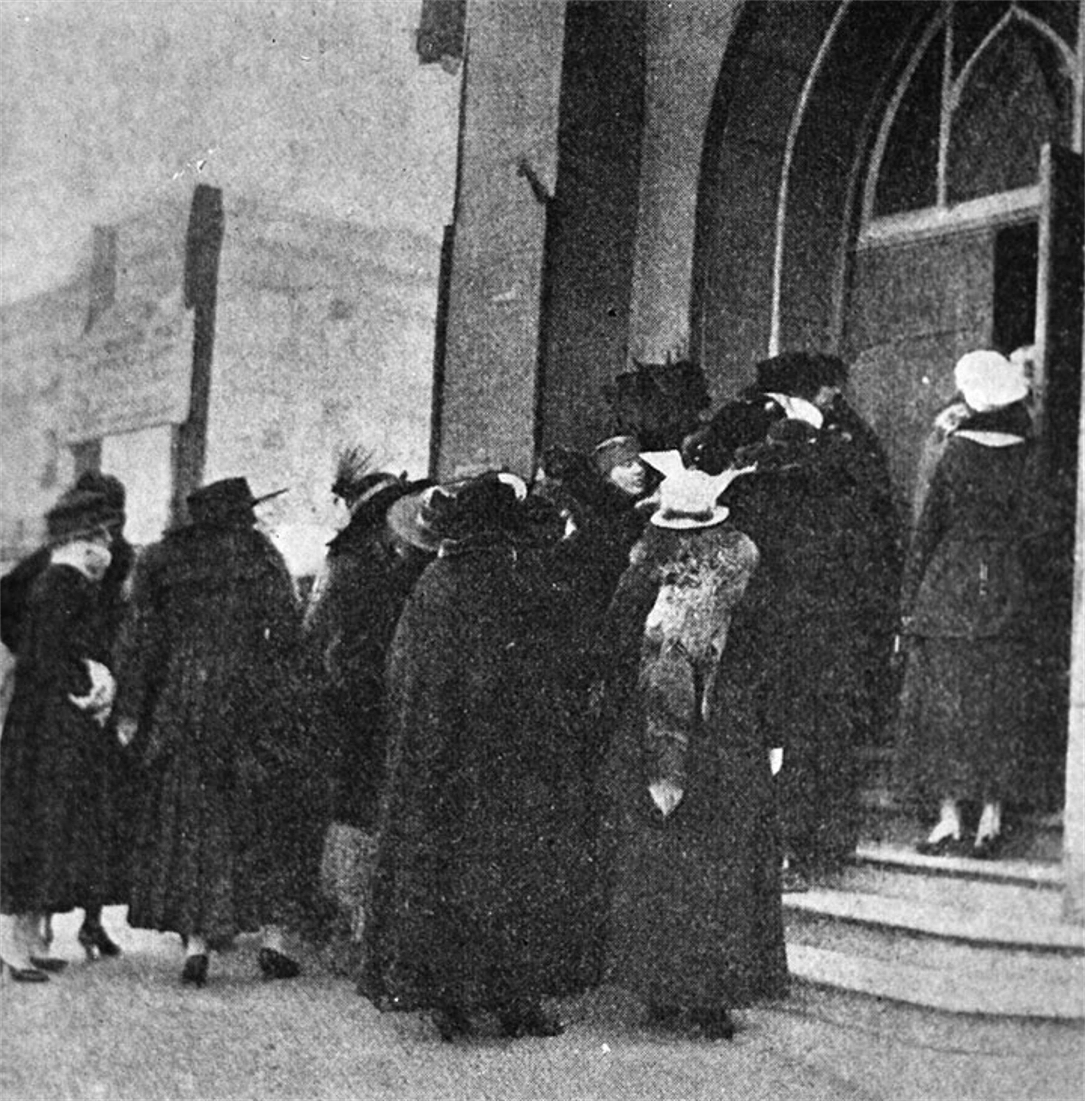 Laborprostitutes1917use
