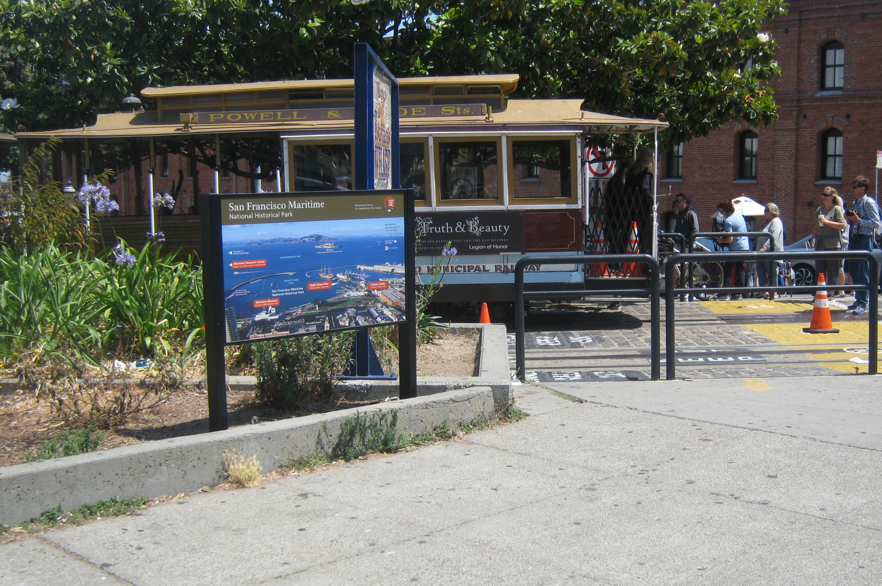 Streetscannerytwouse